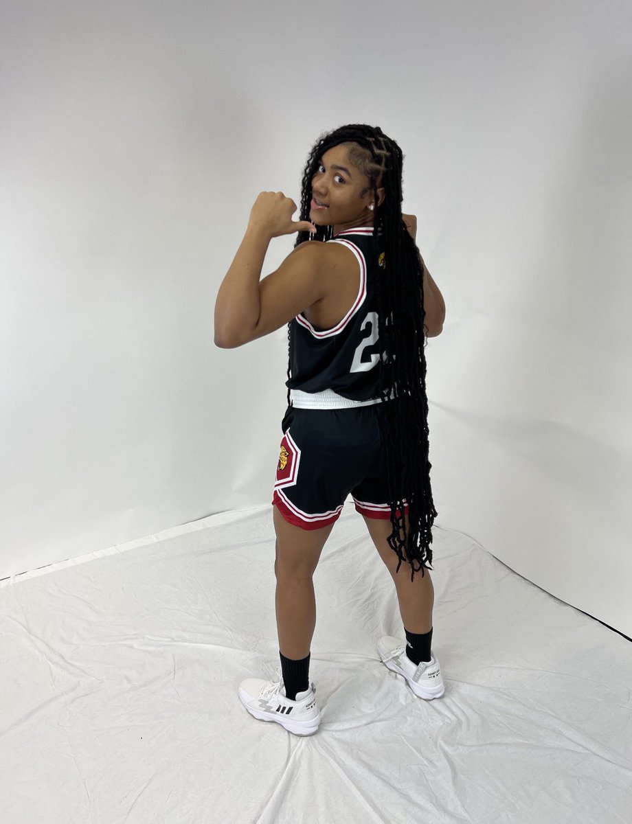 prep_lady's tweet photo. 1 DOWN 4 TO GO FOR PERFECT SCORE ON SENIORS GOING TO COLLEGE CONGRATS @KaylinMoorehead  @HYPELADYHOOPERS  @olivia_mcdavid  COMING LATER TODAY ! @CoachKateBruce #ADIDAS #BELIEVETHEHYPE https://t.co/Oq6kZMJiDF