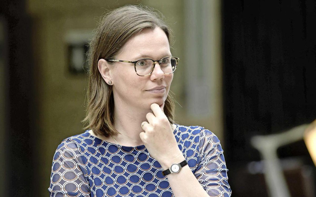 GeerJvanDam's tweet photo. @MarijnissenL Leve de 'gristenen.' Met hun uitgestreken smoelen en 'gewetensvolle' vrome praatjes. En hun kut-#Bergrede. Jezus noemde dat slag 'witgepleisterde graven.' Van graf. Leve Pasen! #christenunie @christenunie https://t.co/T1MTrgIWNh