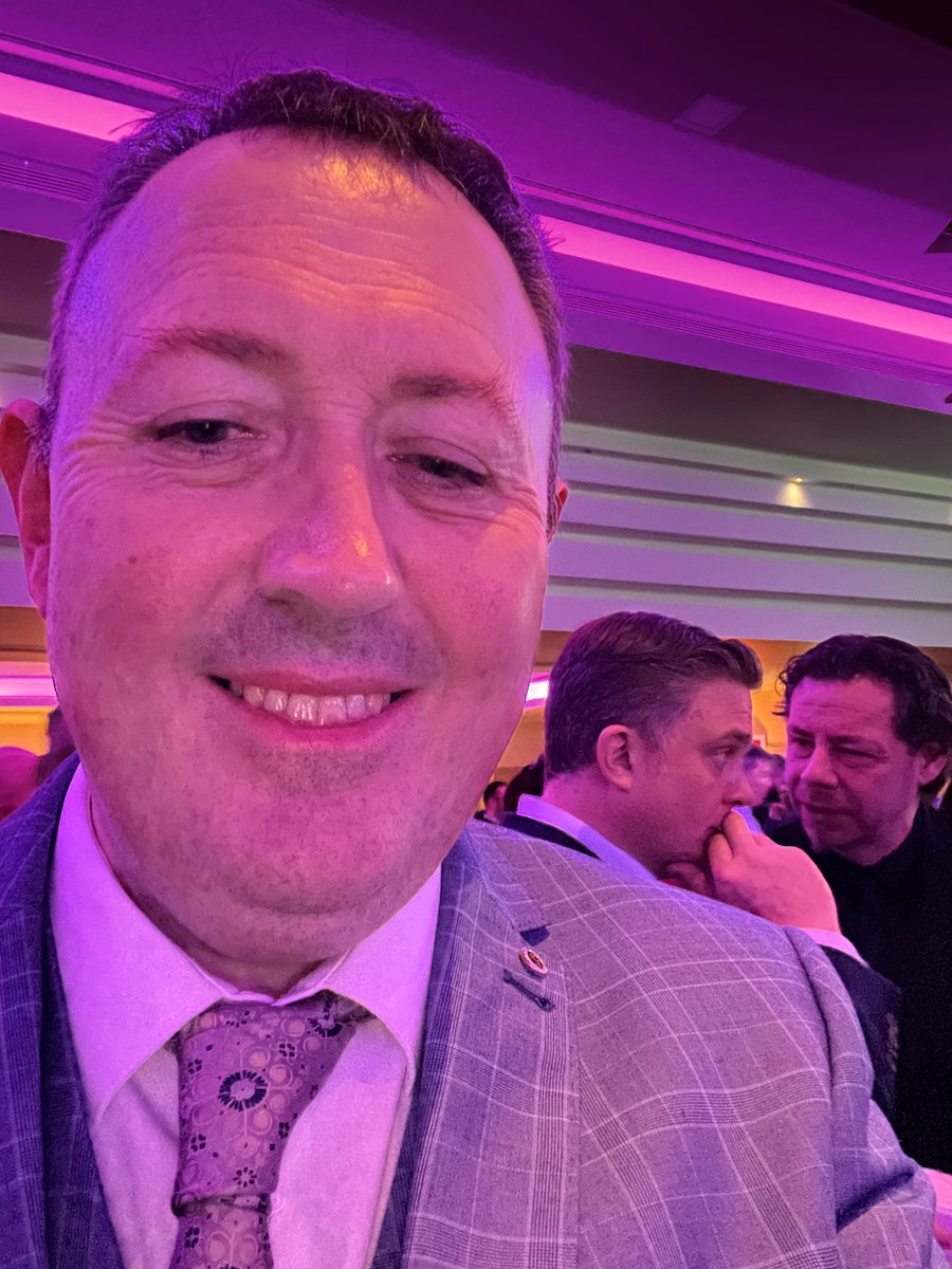 CoynesGastropub's tweet image. Brodúil as ucht a bheith ag caitheamh mo fháinne óir ó Chonradh na Gaeilge ag an ócáid seo anocht. 

@CnaG 
#Gaeilge #FoodOscars #Conamara #Gaillimh