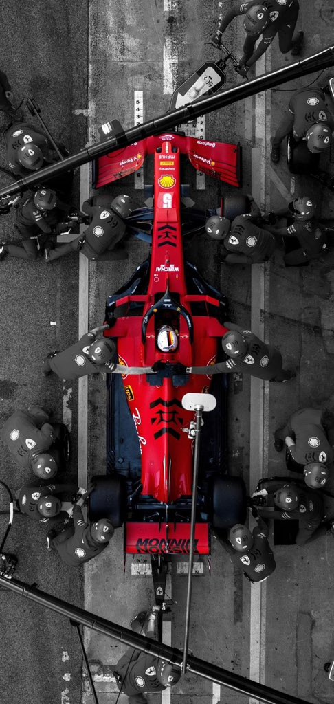 #siyahbeyazchallenge 
🛑RED🛑FERRARİ