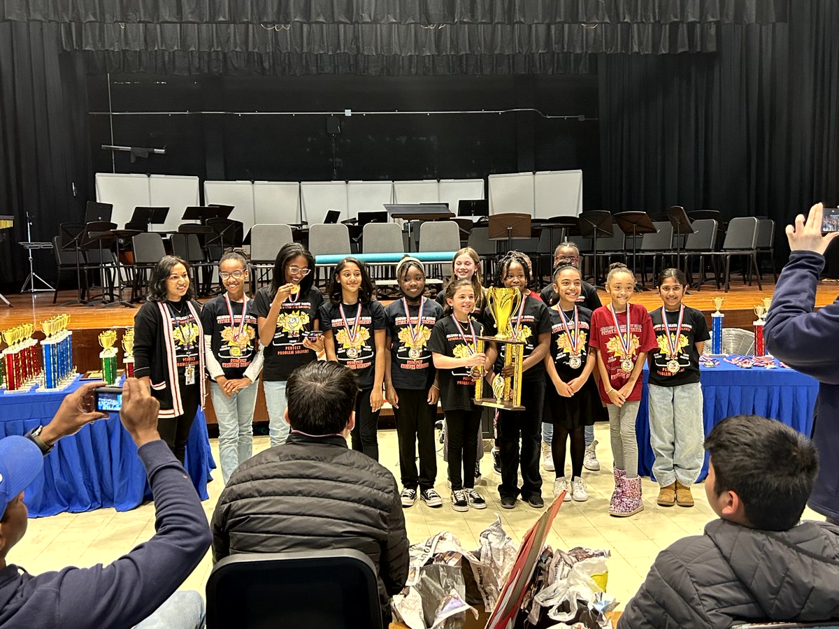 BaldwinUFSD's tweet photo. This weekend, Meadow Elementary and Baldwin Middle School competed in the 2023 @NYFPS state conference held at Baldwin Middle School. Congratulations to both teams for placing first place in their divisions! #WhatsBRUINinBaldwin #BaldwinMeadow #BaldwinHS #FutureProblemSolvers https://t.co/h9U2JZdrkQ