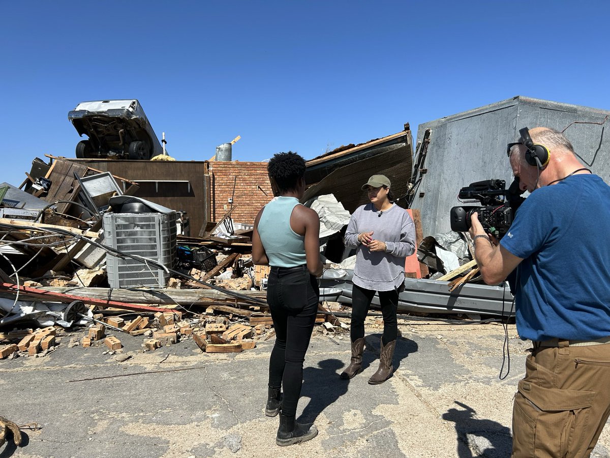 PriscillaWT's tweet photo. Signing off from Rolling Fork, MS. Grateful for all the residents here who stopped, in the midst of everything, to have a conversation. Also thankful to our @NBCNews field teams that have gotten us on TV since we hit the ground here at 4am Saturday. We won’t stop coming back. ♥️ https://t.co/n2AYhV0Ab7