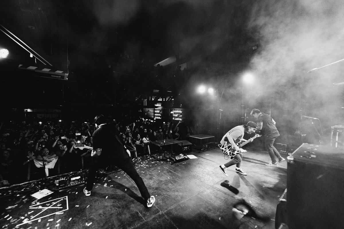 piercethevic's tweet image. Guadalajara night one. The Jaws Of Life Tour 🧡 📸 by @v_trvn
