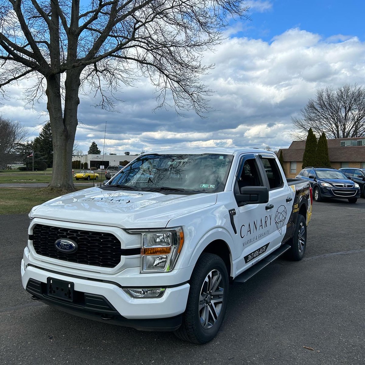 applegraphics's tweet photo. More fleet wraps being done! https://t.co/JjhUKSthqz