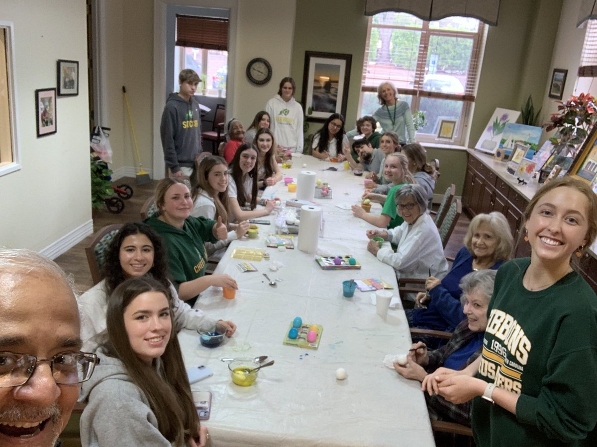 FYI members are decorating Easter eggs with our friends at Brookdale! Super fun! ✝️❤️