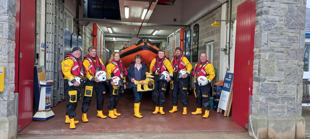 Our very own Jane visiting the @LymeRegisRNLI LDF2023 charity @HCA_Forum