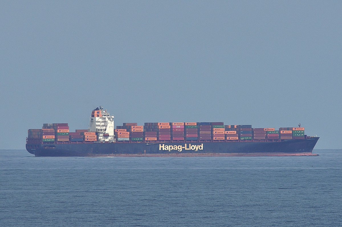 johnmorgan726's tweet photo. The DELAWARE EXPRESS, IMO:9349514 en route to Antwerpen, Belgium, flying the flag of the United States 🇺🇸. #HapagLloyd #ContainerShip #DelawareExpress #ShipsInPics https://t.co/h5cEIJodtK