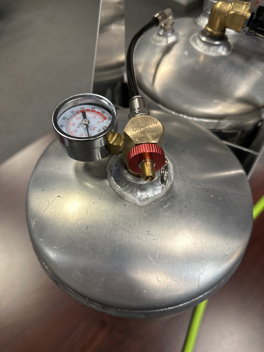 AJStoneCompany's tweet photo. #NewProduct Alert 🔥 Enforcer Air, 3 Gallon Portable CAFS System 👊🏼 https://t.co/qrzmNHpoVL