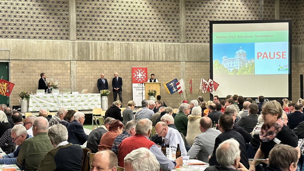 ReneTruninger's tweet image. Der Ständeratskandidat Gregor Rutz wurde von der SVP Zürich offiziell nominiert! #Gratulation