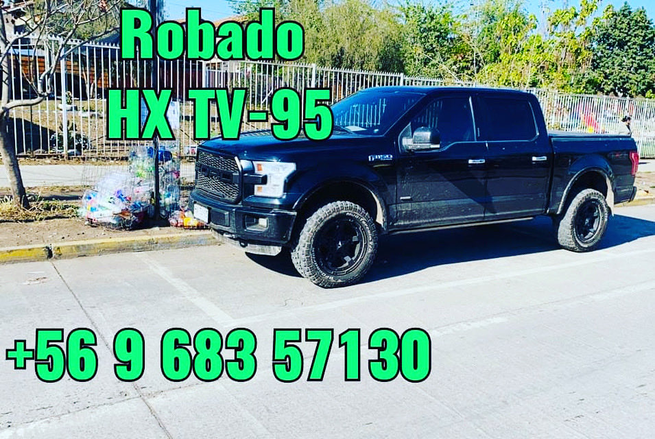 pymelove's tweet photo. Me robaron la camioneta. Ayuda a compartir amigos https://t.co/LKz9wxxVr4