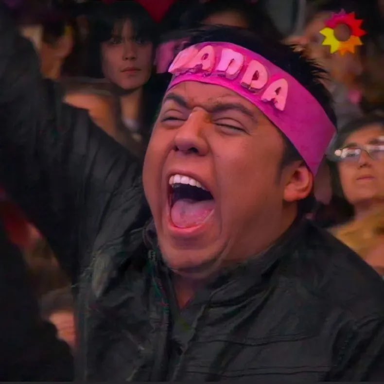 Es el nuevo mariano jajajaja