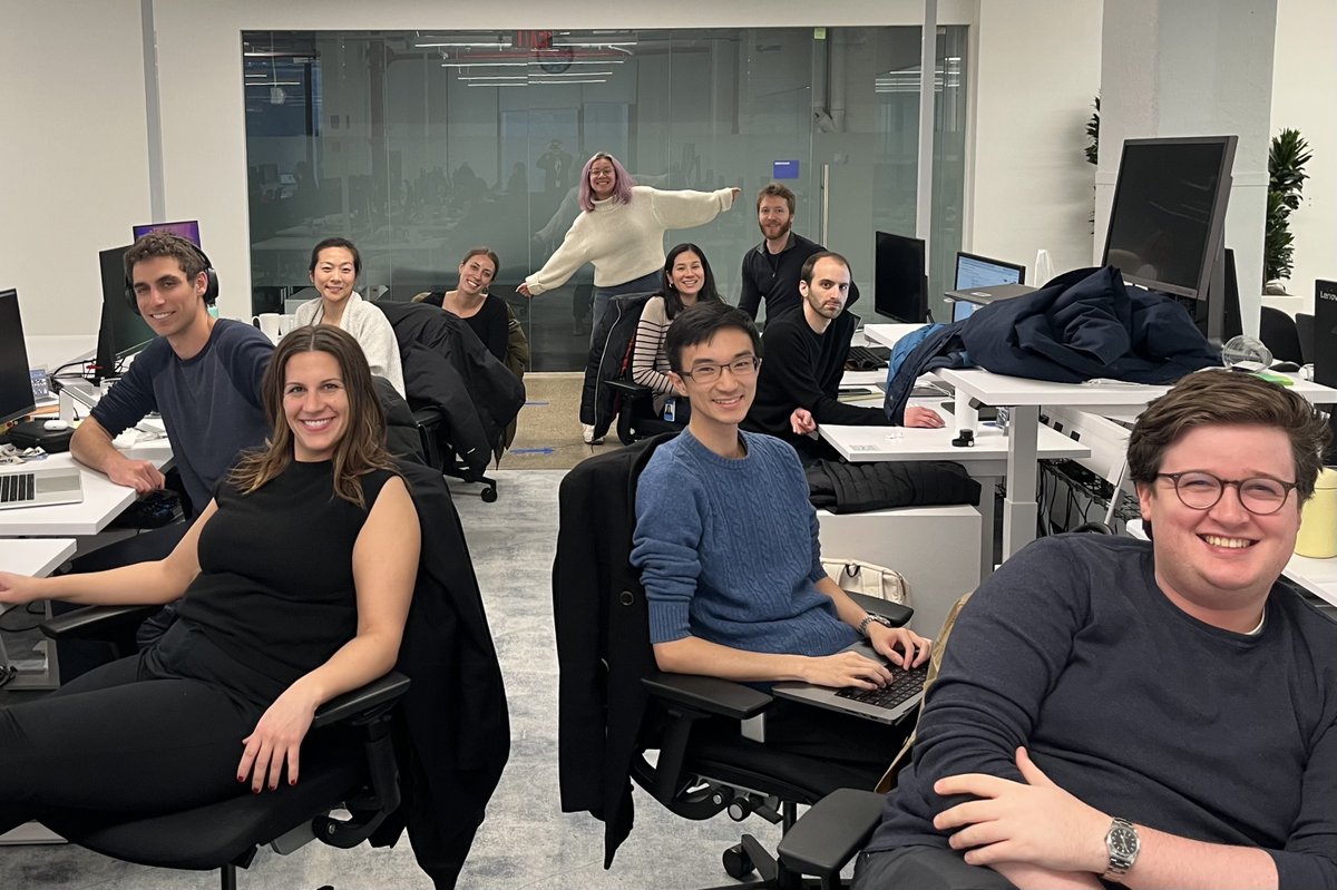 DrBlytheAdamson's tweet image. Big reveal of Flatiron Health #machinelearning with #language and documents in EHR. The full text explainer from our team is here: medrxiv.org/content/10.110…
