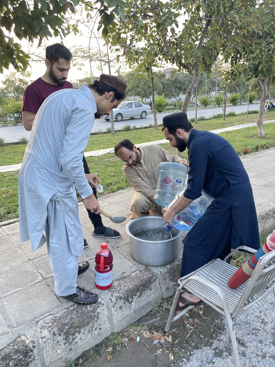 Adamaa1999's tweet photo. Hello everyone, I along with my friends started a Ramadan drive this year for the needy. Please spread the word and kindly donate as much as u can.
Instagram: https://t.co/xfJKcTFRIx https://t.co/3wHMlPZc0S