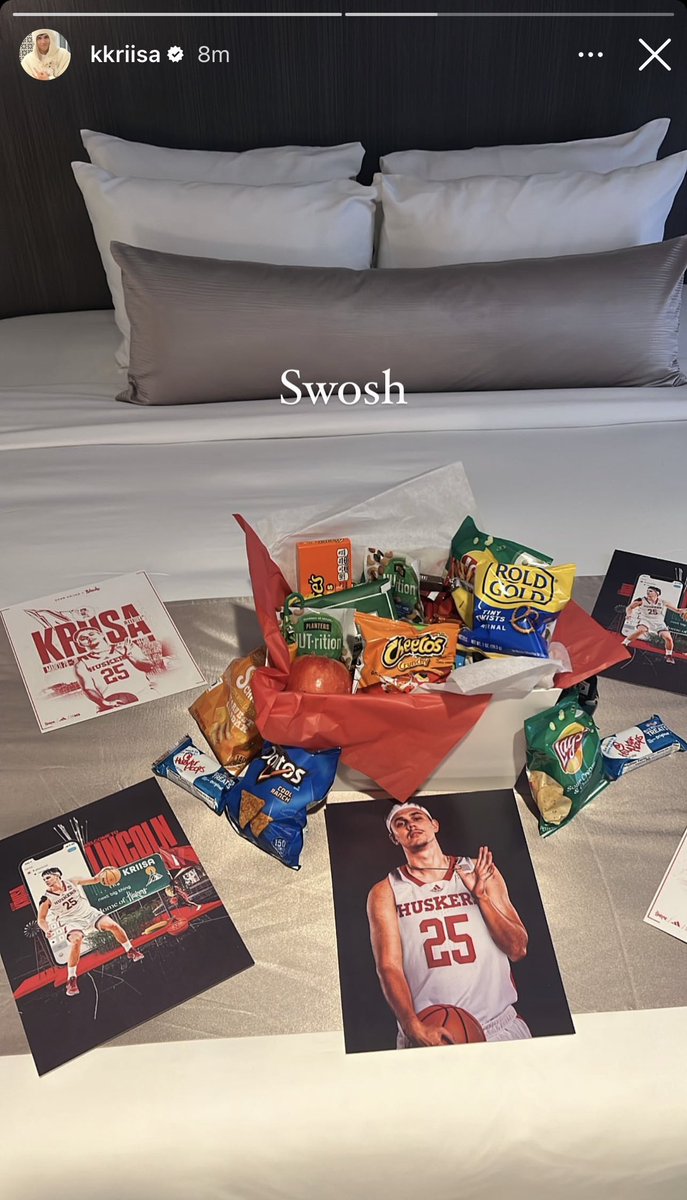 RobinWashut's tweet photo. He’s already here. #Nebrasketball https://t.co/DOB4hLDBma