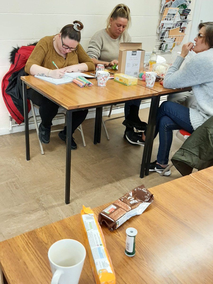 wildlingsDN's tweet photo. Planting seeds for new beginnings over in Denaby at our social group to promote a positive mindset
@Donc_Comm_South
@Con_DenabyFirst
@CarersDoncaster
@SouthPcn
@pfgdoncaster
@WellDoncaster https://t.co/TmdbUpEtQk