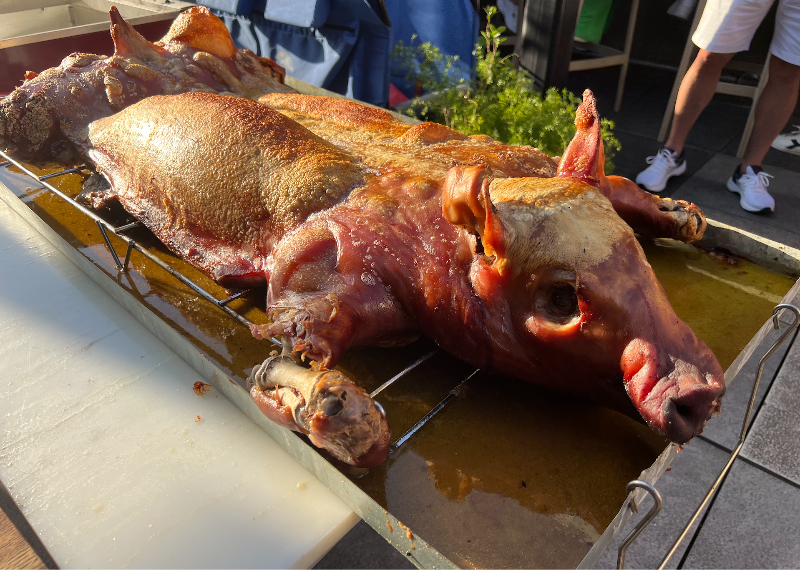 _CMPR's tweet image. Caja China on the Rooftop: Wednesday, April 5th 🔥 - mailchi.mp/cm-publicrelat…