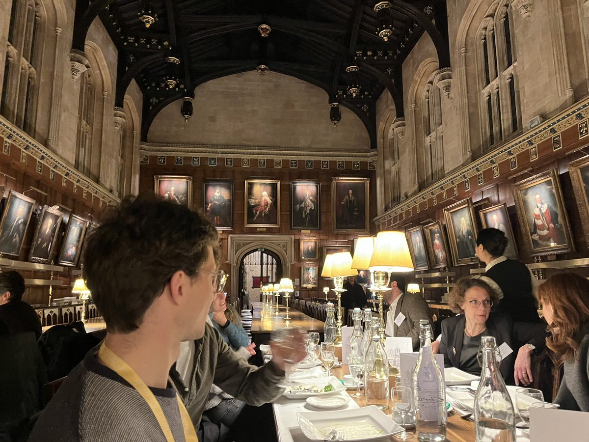GosettiV's tweet photo. .@UK_SDN President @Yee_Jenn reveals the mystery of the ghost living @ChCh_Oxford during the Conference banquet https://t.co/Cd4sSPeyYq