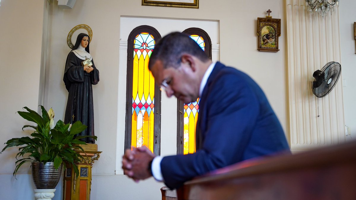 GovPierluisi's tweet photo. Con Dios por delante, estoy listo para ofrecer mi Mensaje de Situación del Estado con todos y todas en Puerto Rico. #MensajeDeEstado2023 https://t.co/EBM5KpY89S