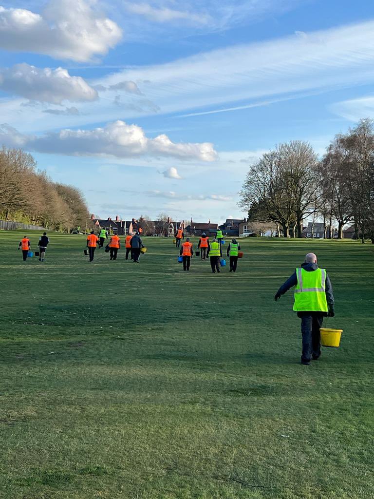 First full course divot completed over the last two nights, great work by the club’s artisan section 🤝👏