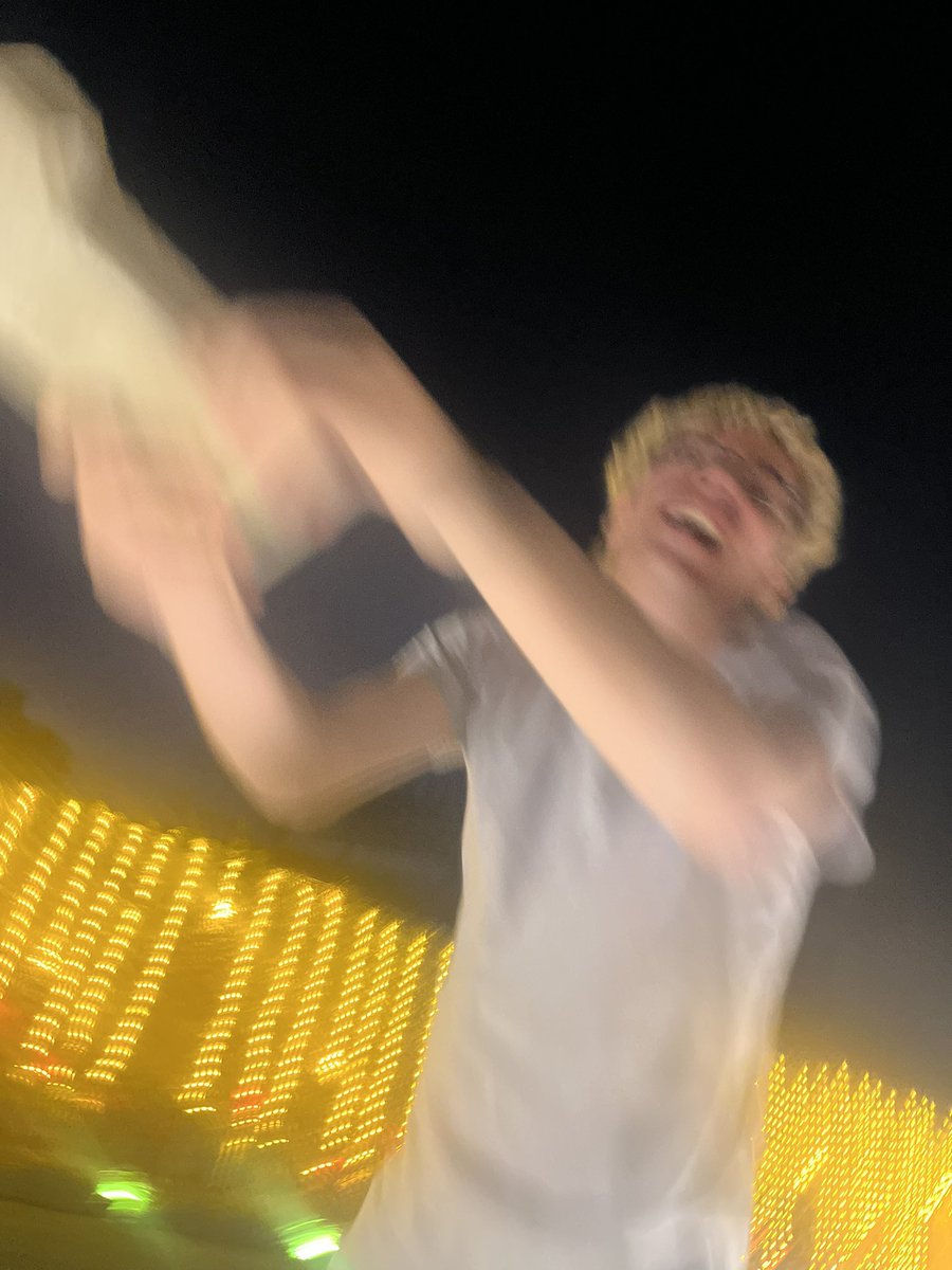 robatron3000's tweet photo. jason when he finds out i have 20 uno cards shoved up my ass https://t.co/DcKWXTaMcI