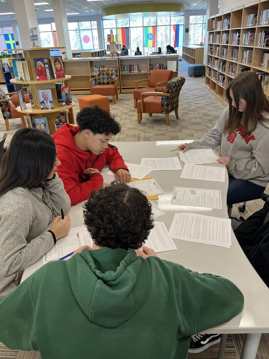WillowSpringLMC's tweet photo. Today the MC became an escape room! 🔏Mrs. Scheck gave English II Ss another way to examine the plot of a story! @WillowSpringHS @wcpssdll https://t.co/ezroczoJcb