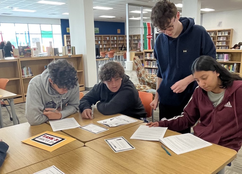 WillowSpringLMC's tweet photo. Today the MC became an escape room! 🔏Mrs. Scheck gave English II Ss another way to examine the plot of a story! @WillowSpringHS @wcpssdll https://t.co/ezroczoJcb