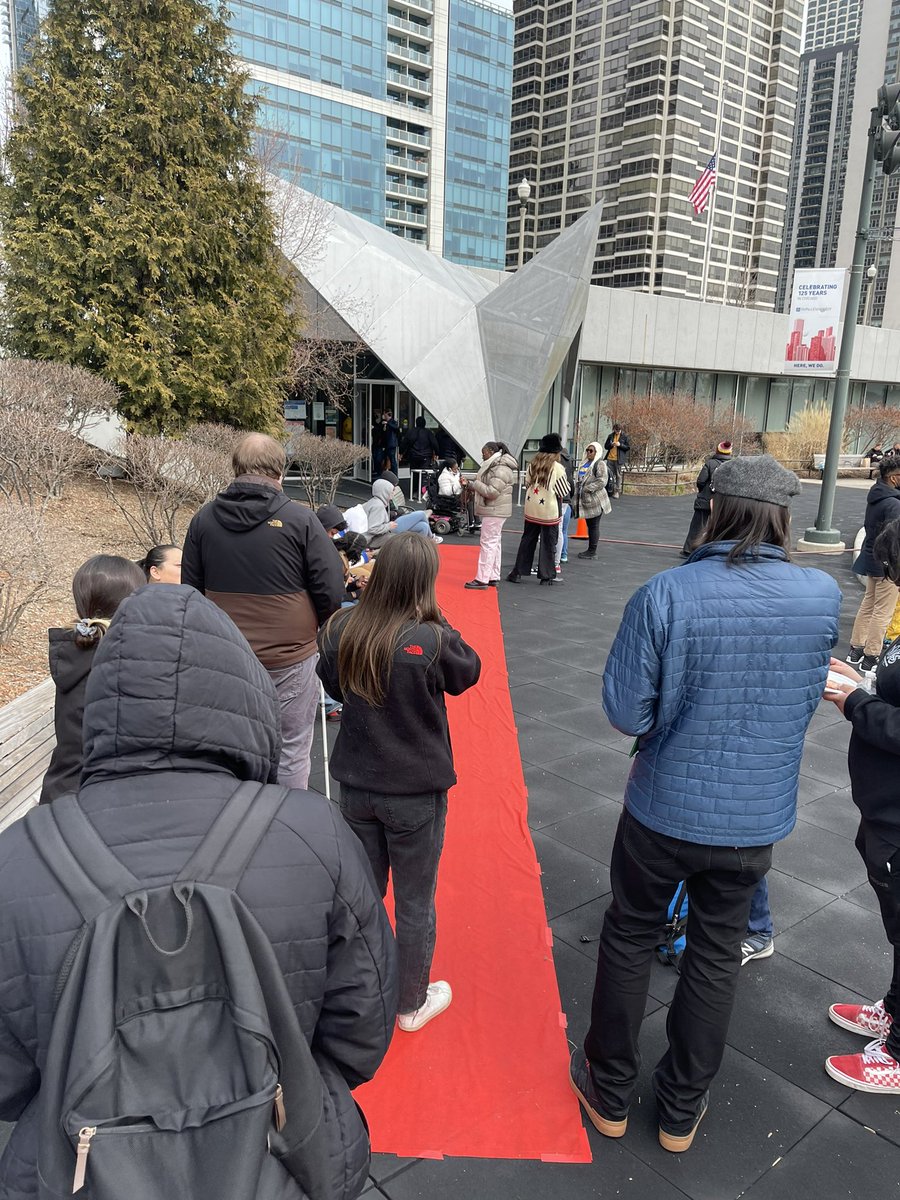 JOY of VOTING made visible today w hundred of <a href="/ChiPubSchools/">CPS - Chicago Public Schools</a> students voting for the first time at Maggie Daley park! Huge thanks to <a href="/ChicagoVotes/">Chicago Votes Action Fund</a> for organizing this celebration &amp; to the powerful educators who supported Ss to participate in <a href="/CPSCivicLife/">CPS Dept of Student Voice & Engagement</a> ❤️🙌