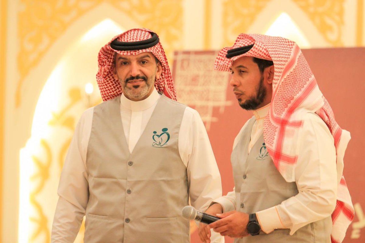 itam_bisha's tweet photo. شكر وتقدير |

لفريق العمل والمنظمين والفريق التطوعي المشاركين في #الافطار_الرمضاني١🤝👏🌹 https://t.co/PRqELF2UJI