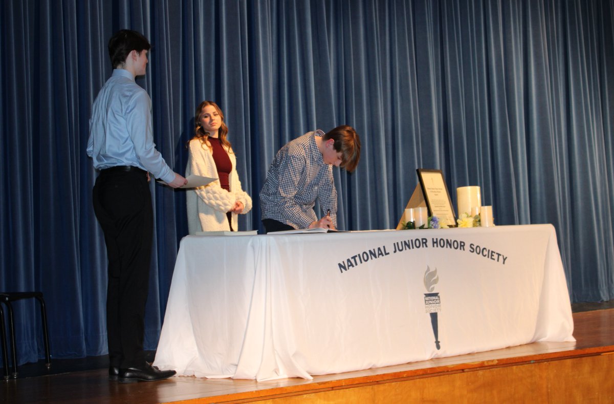 CCCSDtweets's tweet photo. Last night, 75 of our eighth and ninth-grade students were inducted into the National Junior Honor Society. Congratulations to our new members! Your hard work and dedication are commendable. @CCCSD_MS @CCCSD_SHS #CCSaintsPride https://t.co/whyTW9Nwie