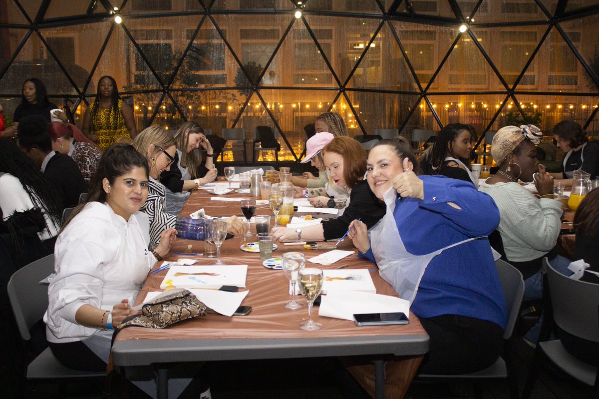 iwdfestmcr's tweet photo. Sip &amp; paint at @iwdfest was a vibe! 👩‍🎨🎶 Women being creative and carefree was exactly what the doctor ordered! 

Shout out to @sipandpaint_mcr for hosting this beautiful workshop and @_dj_fya for the setting the vibe 💫

#iwdfest #sipandpaint #cultureville #manchester https://t.co/iGnYtMqLCg