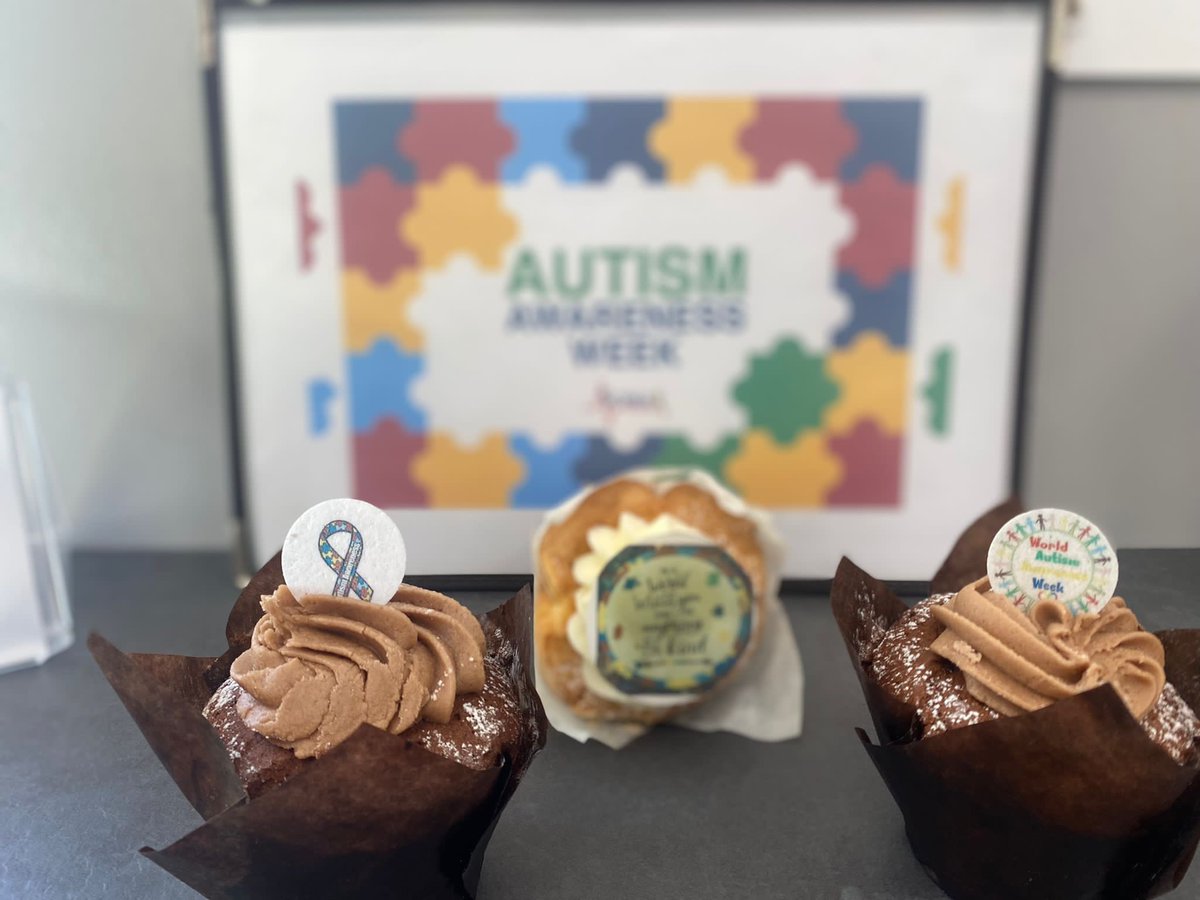 6thChsg's tweet photo. Celebrating Autism Awareness Week in the Sixth Form this week #teamCHSG @MrDevenney @CarshaltonHigh https://t.co/lpeGI7vpu0