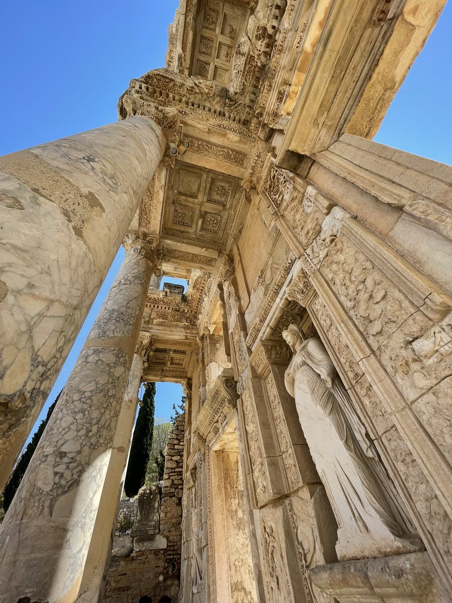 losteslos's tweet photo. @mozinity Ephesus✨🤎 https://t.co/yWGIwyA9Lp