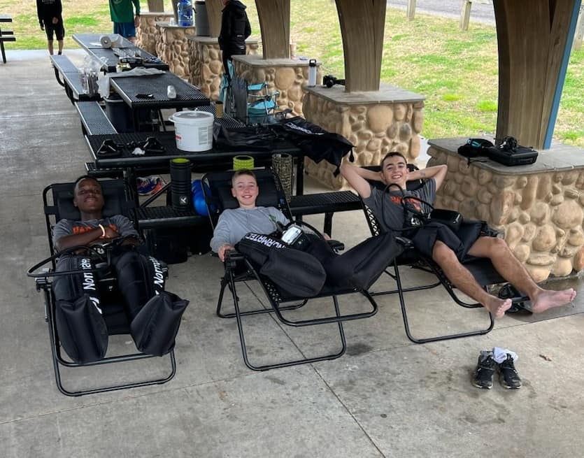 HargraveTigers's tweet photo. Congratulations to these 6 members of the Hargrave Swim Team.
They successfully competed in the Green Monster Endurance Run at the Angler's Park in Danville, VA.
#bemoreactive https://t.co/TIzyG9uddd