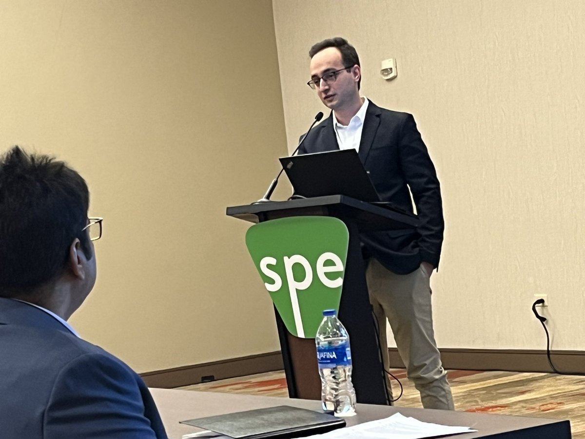 fesposito22's tweet photo. Victor Cecon of @IowaStateU at #antec23 … @4SPE_Plastics https://t.co/uDh0z4clUf