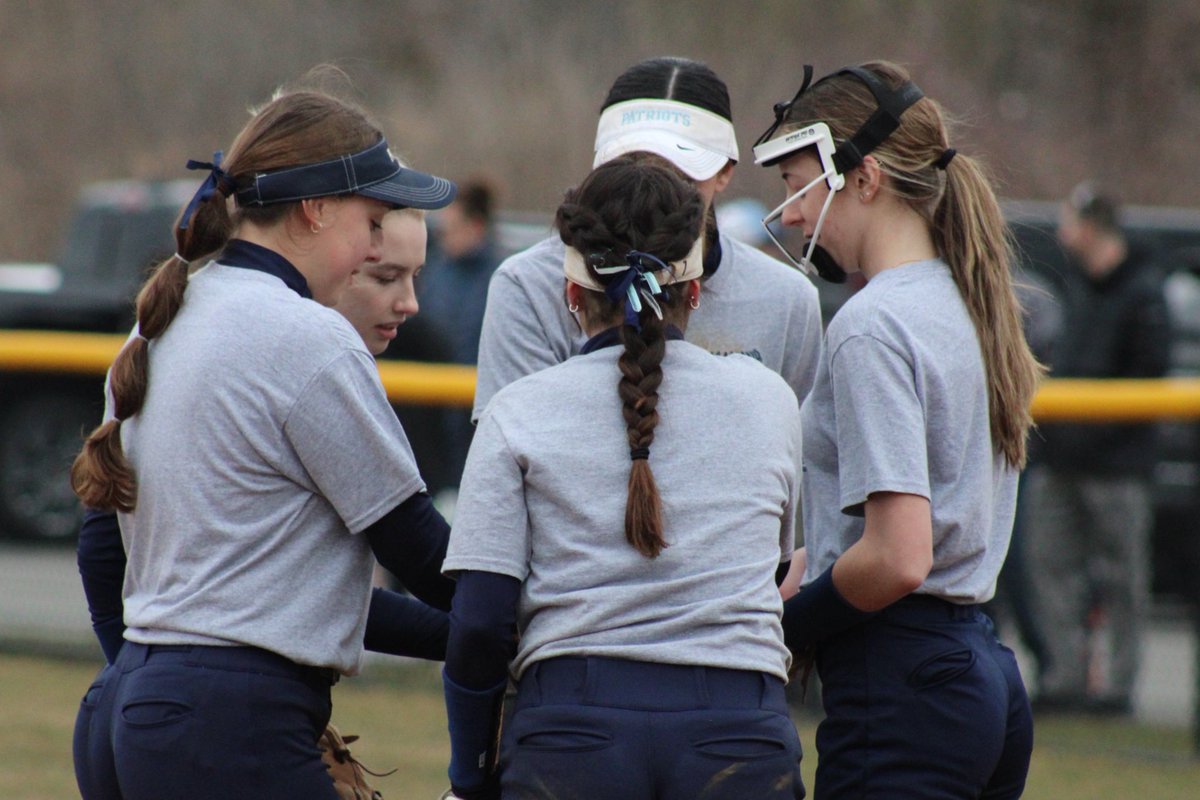 Final: John Jay 18, Ossining 2

Congrats on a huge first game W! 

<a href="/hannahgreer014/">Hannah Greer</a> Grand Slam
<a href="/ariellereddick/">Arielle</a> 3-3 2RBI

First varsity hits for <a href="/LeahD55938/">Leah Doughty</a>, <a href="/MorganDoughty/">Morgan Doughty</a>, <a href="/BriannaMarte14/">Brianna Marte</a>, @sofiaafay3 &amp; <a href="/makenzy_lynch/">Makenzy lynch</a> 

<a href="/BarosaNicole/">Nicole Barosa</a> &amp; <a href="/lydwyer07/">Lyla Dwyer</a> 5IP, 4H, 0ER