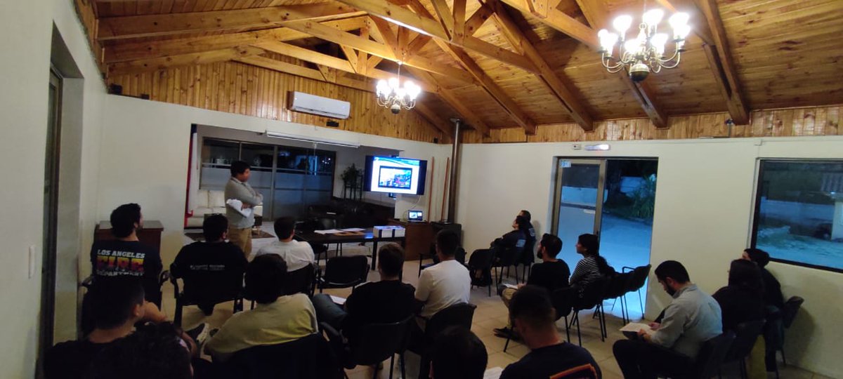En cuartel <a href="/Octavacbn/">Bomba Peñalolen</a>  se da inicio al curso de la malla profesional Fuego en Vehiculos ANB para voluntarios (as) de nuestra institución. 
<a href="/BomberosNunoa/">Cuerpo de Bomberos de Ñuñoa</a>
<a href="/comandante_cbn/">Comandante CBÑ</a>