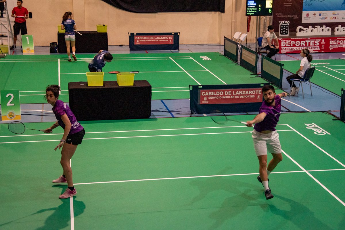 BadmValladolid's tweet photo. 🌟 | #PRIMERANacionalBRONCE

¡Primeros +3 puntos! 💪 
Volvemos con los deberes hechos de Lanzarote y con licencia para seguir soñando 🍀

#Resultados - III Manga:

VALLADOLID VS RONDA: 5-2
VALLADOLID VS CIDE: 0-7

🔜 IV Manga - Baiona (Pontevedra), 15/16 de abril 🔥

#SEGUIMOS💜 https://t.co/RQDwE04Ocy