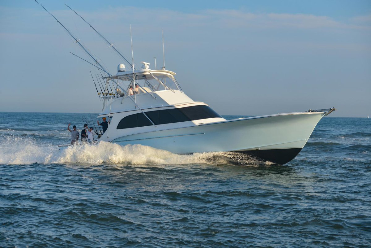 BluewaterYS's tweet photo. A great assortment of 50-60' Custom Carolina Sportfish are available now! Here's a look at a few of the custom boats that are currently on the market. #customboats #bluewateryachtsales #customcarolina
https://t.co/5hpKkzg6wZ https://t.co/yraJlnBZml