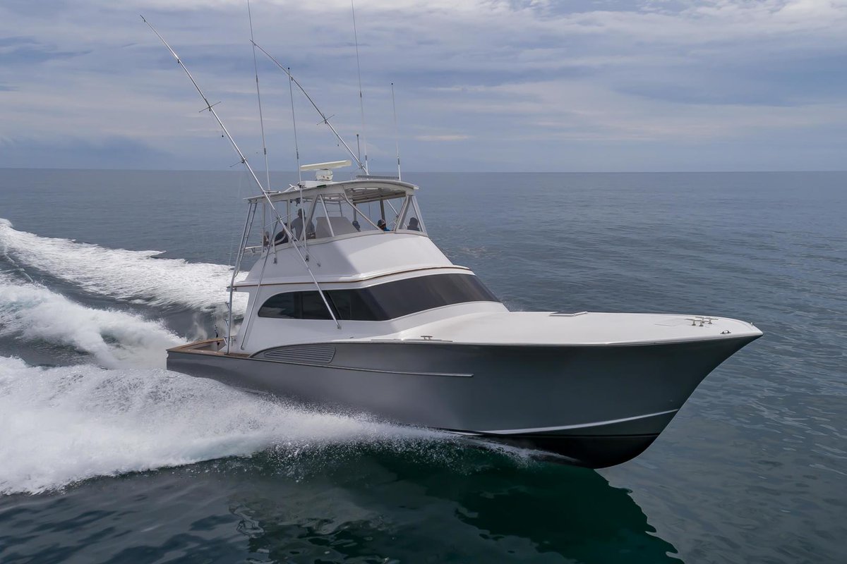 BluewaterYS's tweet photo. A great assortment of 50-60' Custom Carolina Sportfish are available now! Here's a look at a few of the custom boats that are currently on the market. #customboats #bluewateryachtsales #customcarolina
https://t.co/5hpKkzg6wZ https://t.co/yraJlnBZml