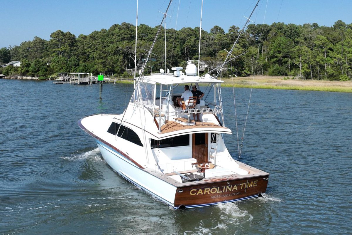 A great assortment of 50-60' Custom Carolina Sportfish are available now! Here's a look at a few of the custom boats that are currently on the market. #customboats #bluewateryachtsales #customcarolina
hubs.ly/Q01Jrj2V0