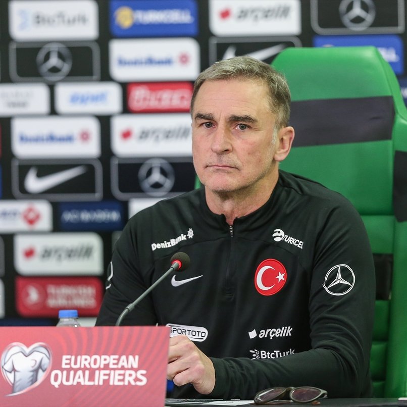 Alman milli takımına şaşıyorum,böyle başarılı bir hocayı nasıl bize kaptırmış!