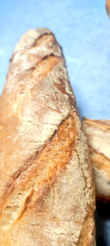 traduceman's tweet image. ¡Abarrotado! #crunchicrunchi #panarra #bakingbread #panaderocasero #pan #pancasero #bread