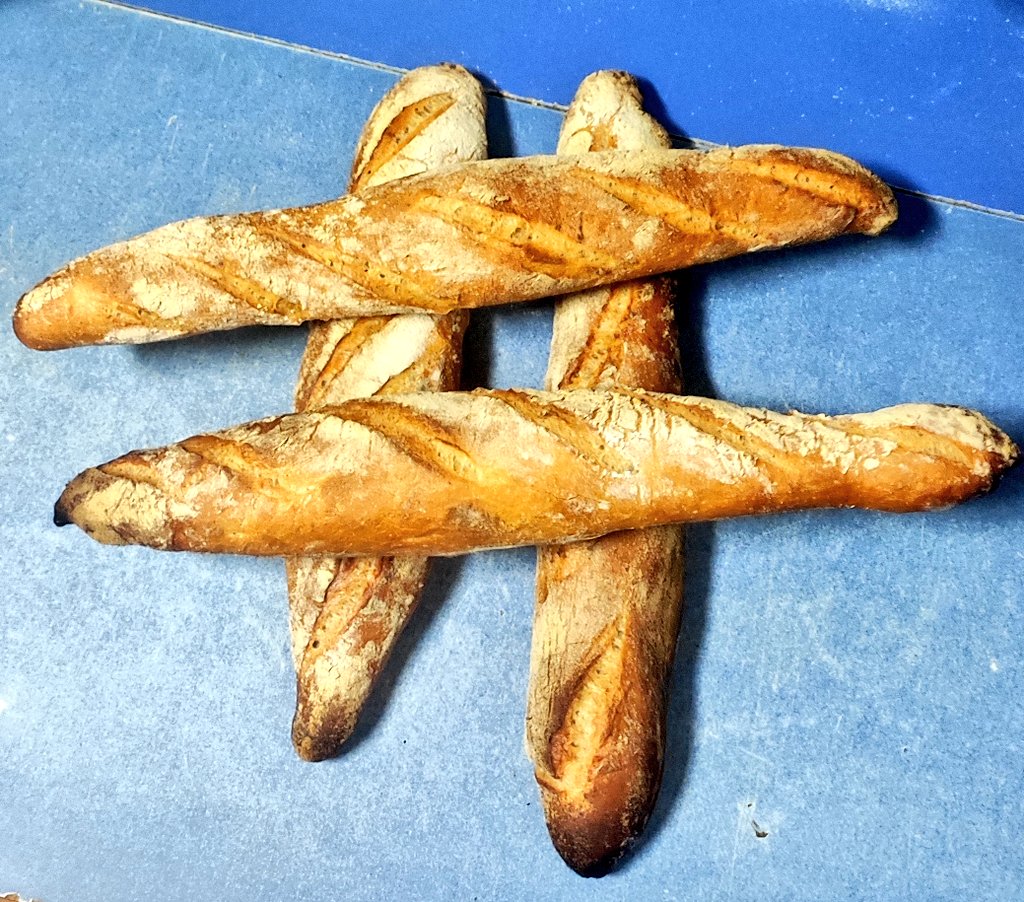 traduceman's tweet image. ¡Abarrotado! #crunchicrunchi #panarra #bakingbread #panaderocasero #pan #pancasero #bread