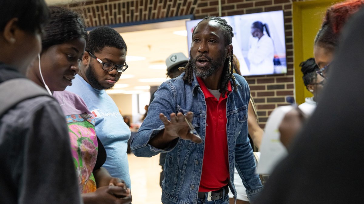 StillmanCollege's tweet photo. Thank you to all of our area health and wellness agencies for engaging our students, faculty, and staff today at the Denzel Davis Memorial Health Fair! https://t.co/2m3fHnFopb