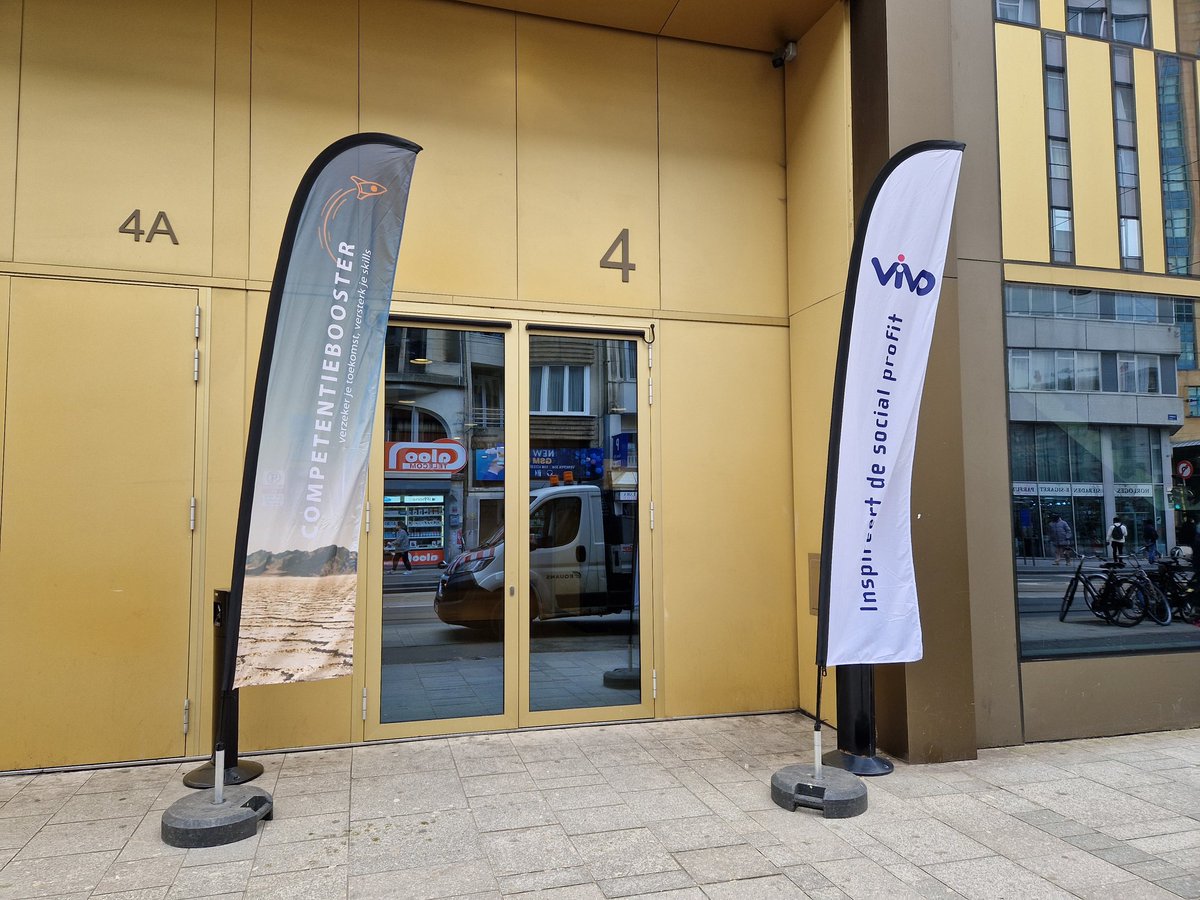 LucVWaes's tweet photo. Kick-off van competentiebooster in Roomwitheazoo, A'pen. Socialprofit organisaties en lokale besturen kunnen een scan doen en zich aanmelden op onze website
https://t.co/UIvXOWh3qB?
#vivosocialprofit #diverscity
Met partners #odisee #artevelde en #idiverso https://t.co/2j8jXkxKa0