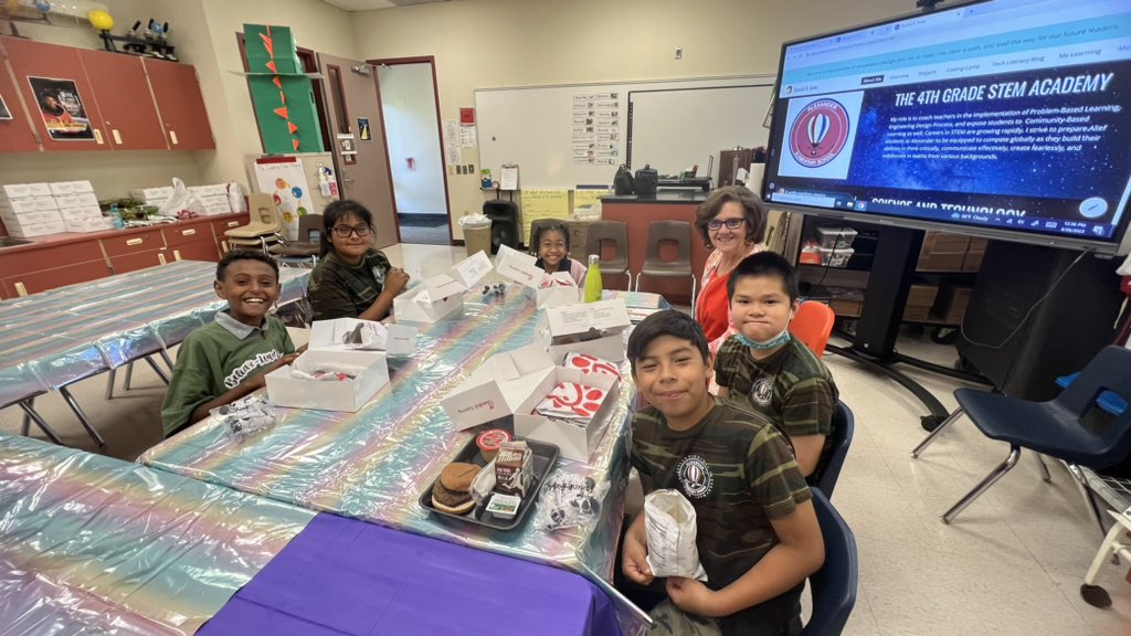 ℬ𝓇𝒶𝓃𝒹𝓎 𝒥ℴ𝓃ℯ𝓈 tweet media