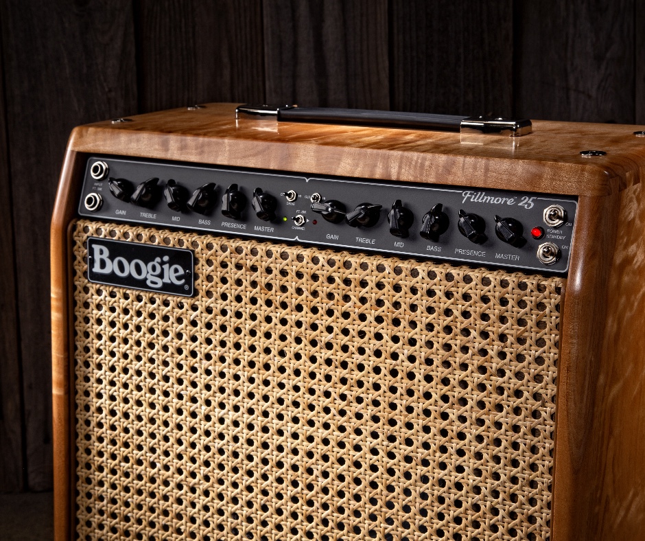 MesaBoogie's tweet photo. ✅ 2 Channels, each w/ 3 Mode Channel Cloning
✅ Channel 1 & 2 Feature: Channel Cloned Clean, Drive & HI Modes, with Gain, Treble, Mid, Bass, Presence, & Master Controls
✅ Vintage All-Tube, Long-Tank, Spring Reverb
Learn more: https://t.co/uO11TSXDow
#MesaBoogie #FIllmore25 https://t.co/fmYzNGRRbp