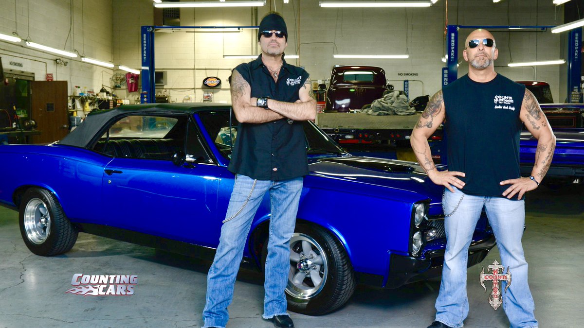 CountsKustoms's tweet photo. Hey everybody, guess what?! It’s Kevin Mack’s birthday 🥳 join us in celebrating our good buddy and be sure to wish him a happy birthday! @MackDaddyLV #history #lasvegas #countskustoms #countingcars #kevinmack #birthday https://t.co/vqubpqSvDs