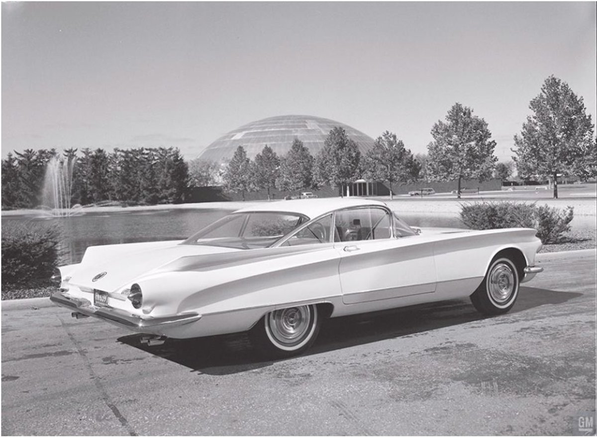 1957 Buick XP-75 Prototype - This was a proposal for a luxurious two-seat car and was called the Skylark III. It was obviously developed in conjunction with the 1959 Buick, as it appears to be a shortened version of the production car.