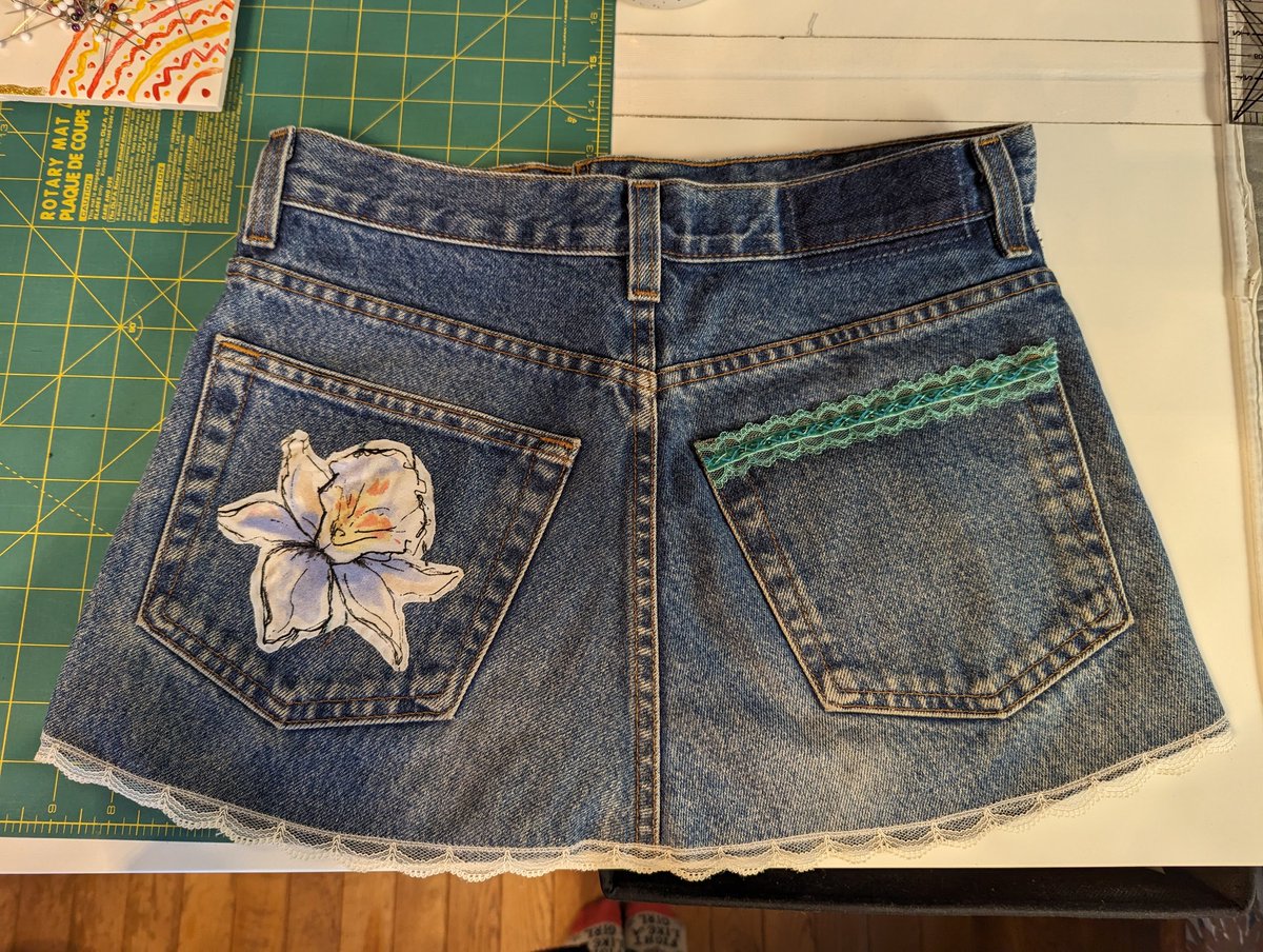 UpcycleTexStyle's tweet photo. Dreaming of summer!  Mini skirt made from scrap fabric and recycled #jeans   

Coming soon to the shop! 
#zeroWaste https://t.co/CKiuP3Mobd